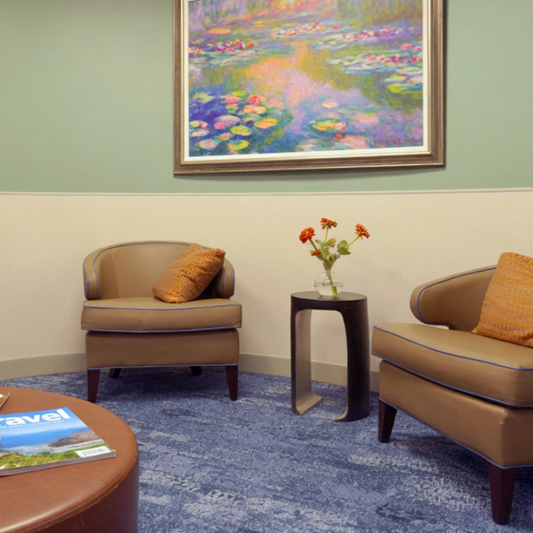 curved seating sq